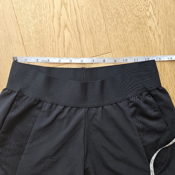 ADIDAS BLACK ATHLETIC SHORTS - XS - Picture 6 of 12